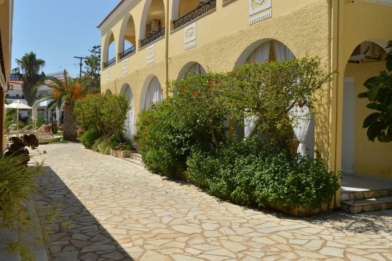 Konstantina Apartments Kávos Exterior foto